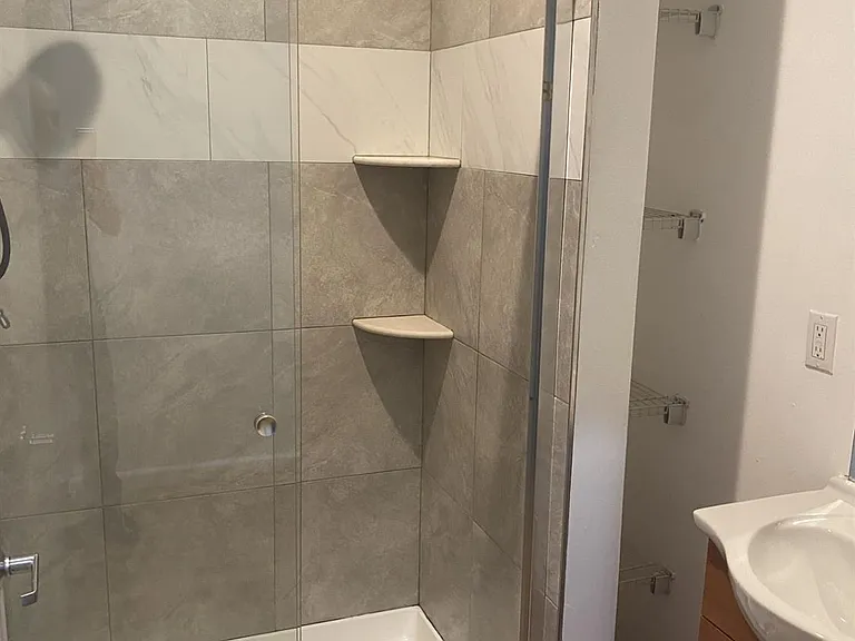 378 George St #201 — Photo 5