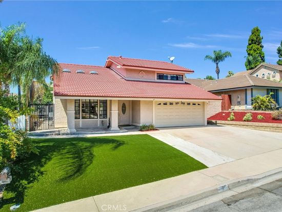 9 Meadow View Dr, Pomona, CA 91766