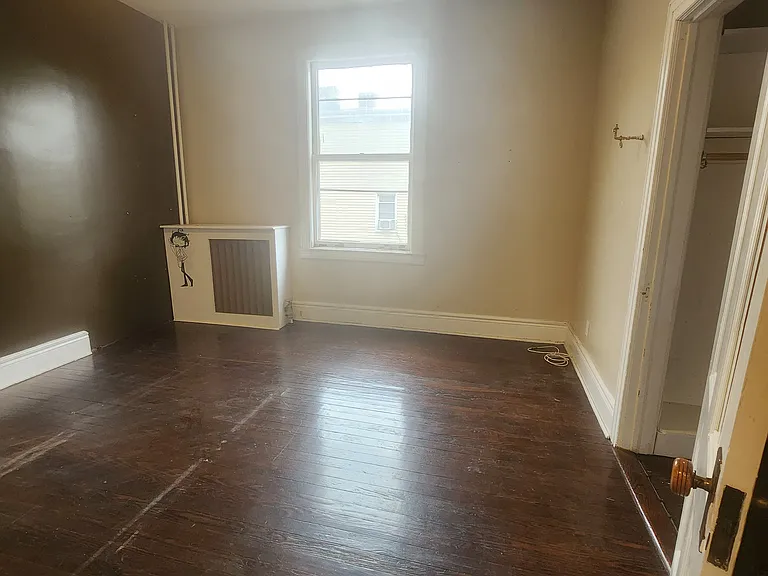 191 Woodworth Ave — Photo 5