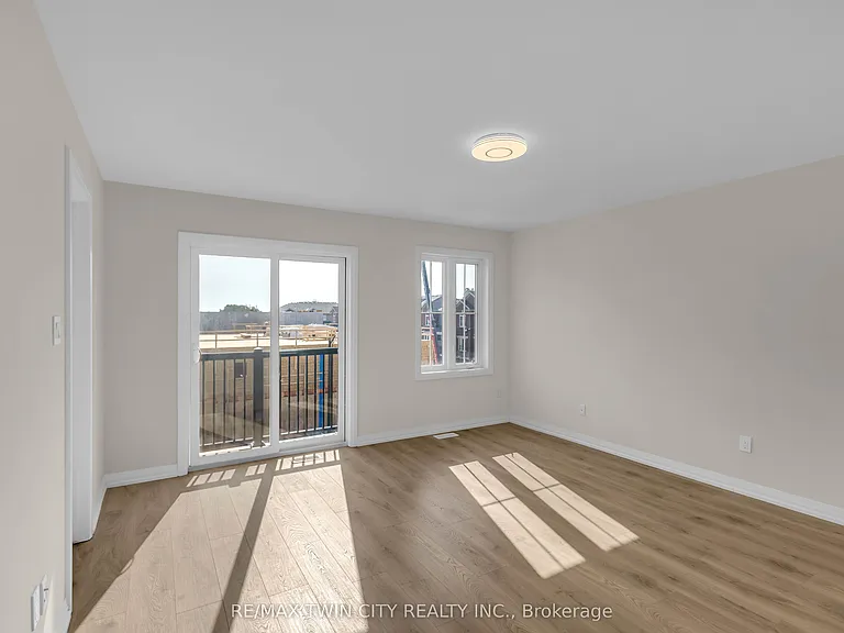 677 Park Rd N #17 — Photo 29
