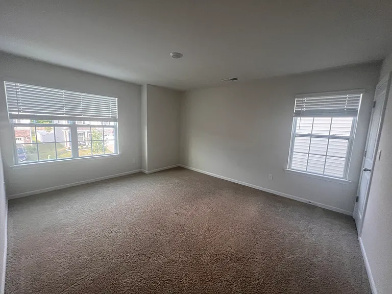 8185 Kennesaw Dr — Photo 21
