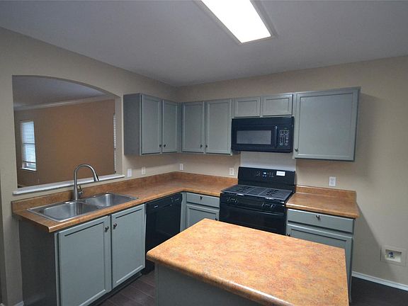2nd image of 2106 Hawksbury Way