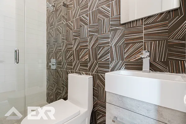 Rented by EXR | media 39