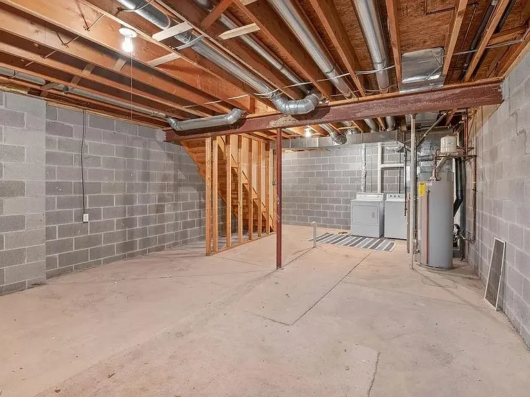 1188 Windmill Way E — Photo 12