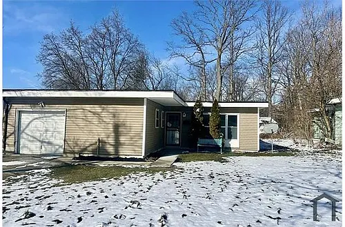 18079 Blandford Rd Photo 1