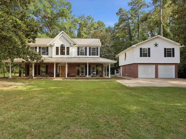 1000 Forsythia Dr, Village Mills, TX 77663