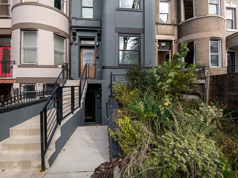 1457 Girard St NW #1 — Photo 20