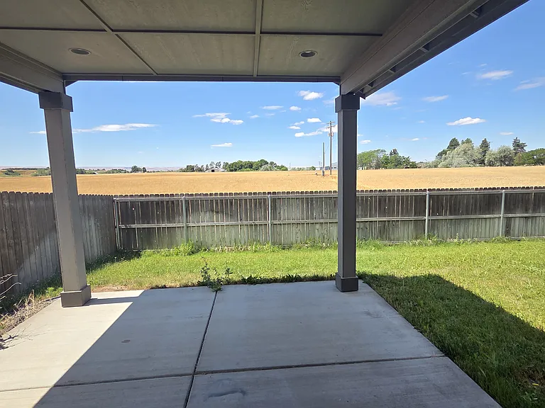 1430 SW Greeley St — Photo 10