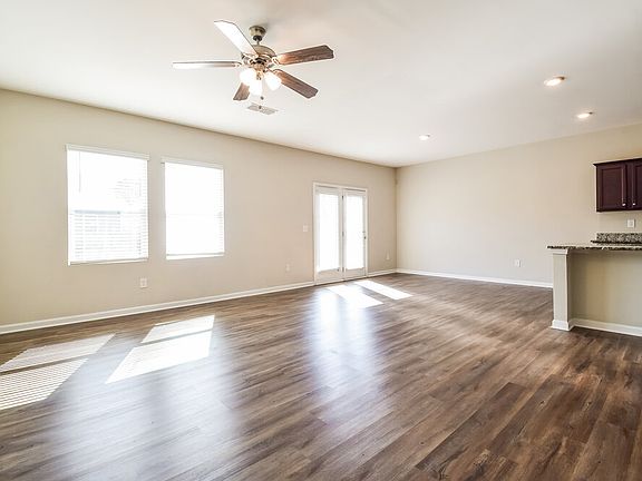 4th image of 3875 Newbury Place Dr