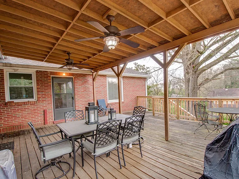Deck. This is shared space with Unit A