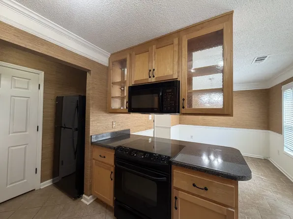 109 Tamara Ct, Athens, GA 30606