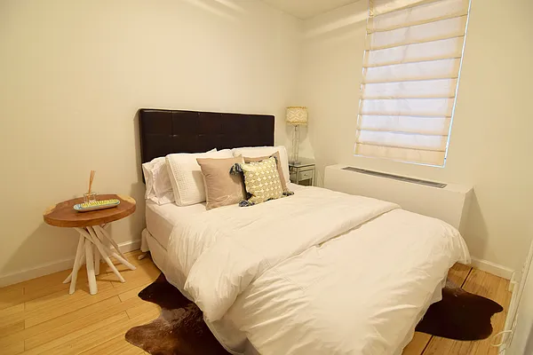 Rented by Keller Williams NYC | media 20