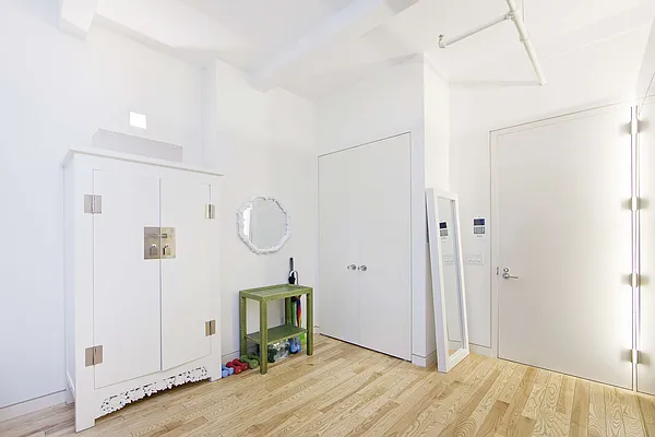 Sold by Compass | media 4