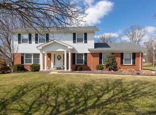 417 Lennox Dr, Ballwin, MO 63011