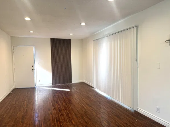 6907 Coldwater Canyon Ave #6907, North Hollywood, CA 91605