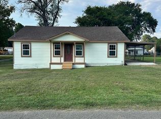 109 W Sedberry St, Jefferson, TX 75657