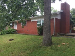 1034 N Gregg Ave, Fayetteville, AR 72701