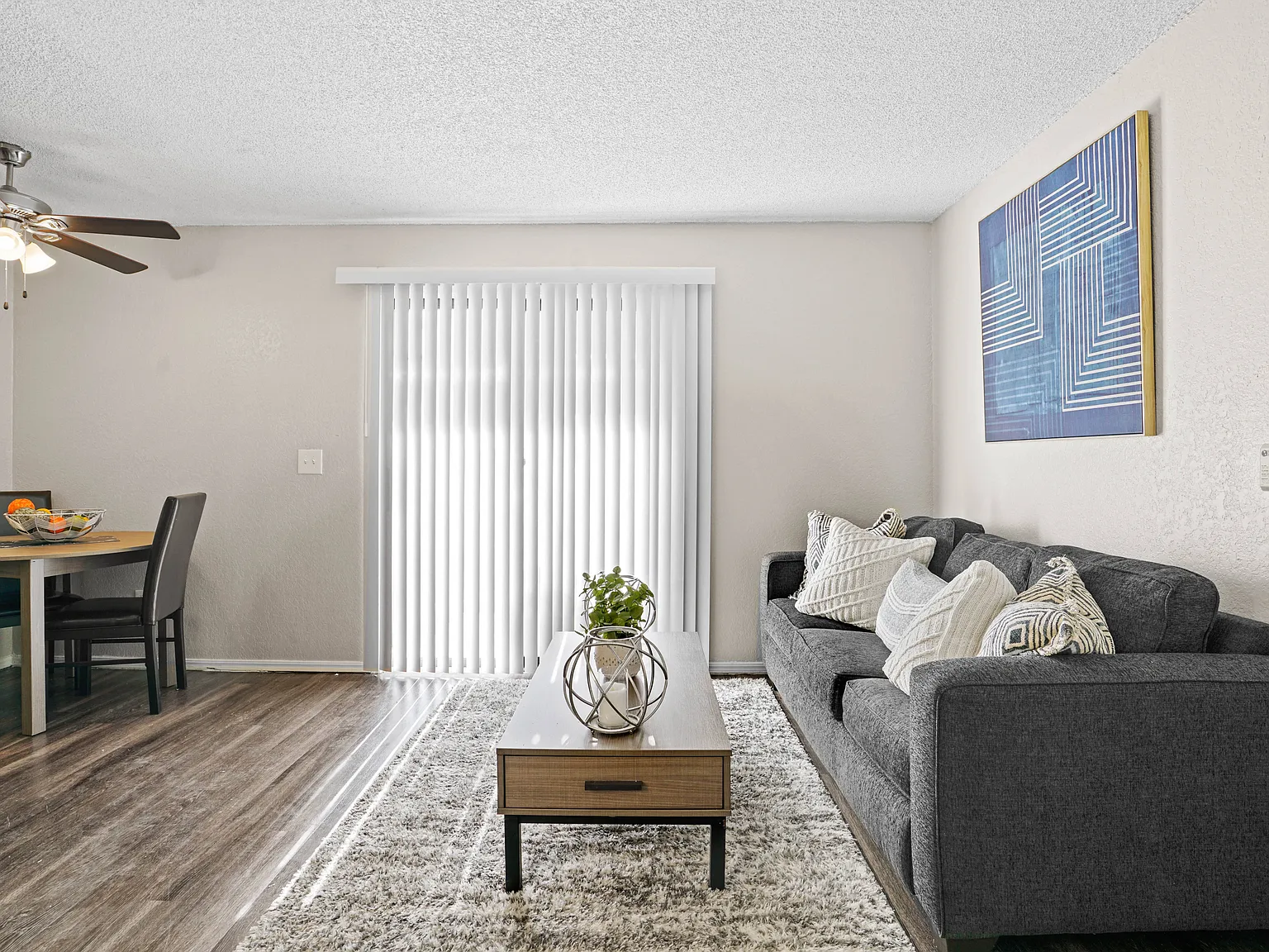 Diamond Creek Apartments — Photo 4