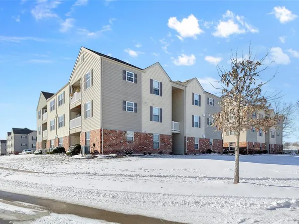 6111 Welsh Dr, Lake Saint Louis, MO 63367