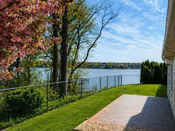 14 Skyline Drive, Brick, NJ 08724