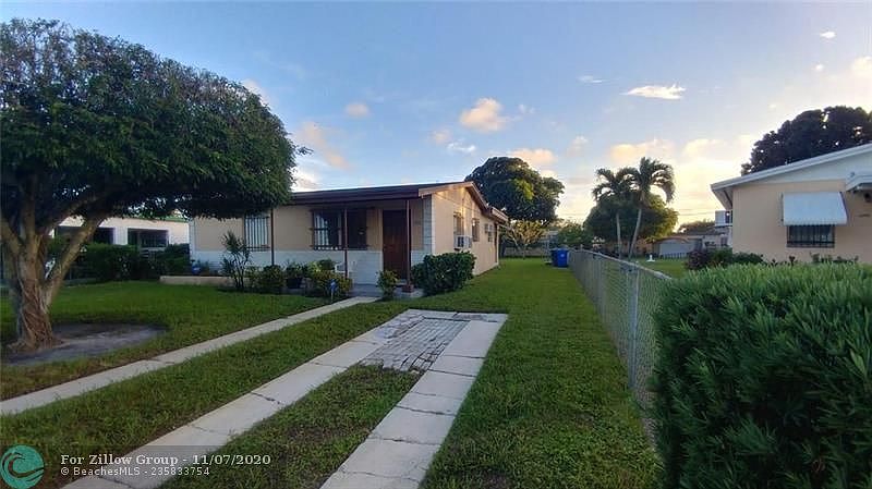 1st image of 2480 NW 17th St