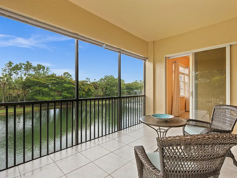 8641 Piazza Del Lago Cir #201 — Photo 19