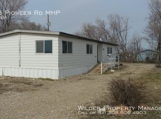 4155 Pioneer Rd, Homedale, ID 83628