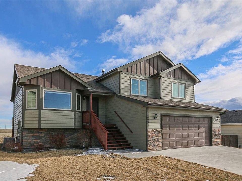 1st image of 1243 River Heights Dr