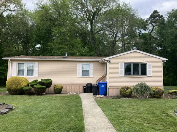 235 Gale Ct #88, Spotswood, NJ 08884