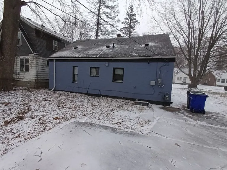 17721 Westbrook St — Photo 5