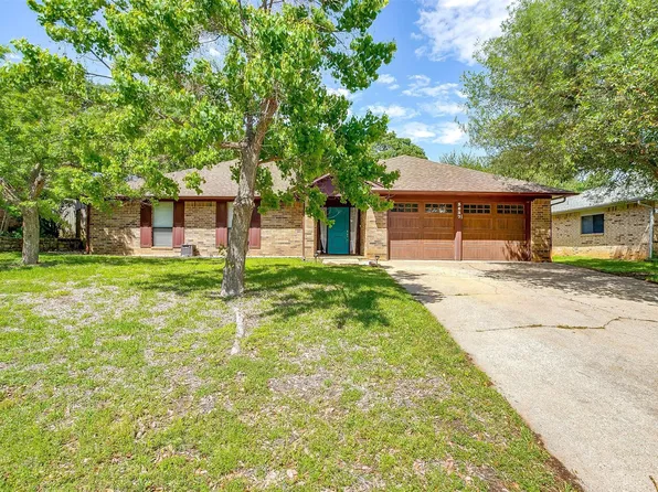 3837 Horizon Dr, Bedford, TX 76021