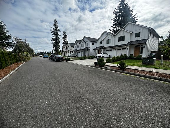 Neighborhood/Cul-de-sac