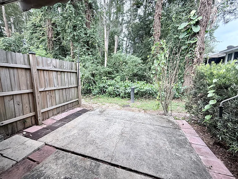 5111 Eaglesmere Dr #D — Photo 4