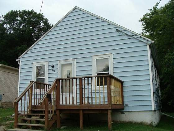 1st image of 630 S Clemens Ave