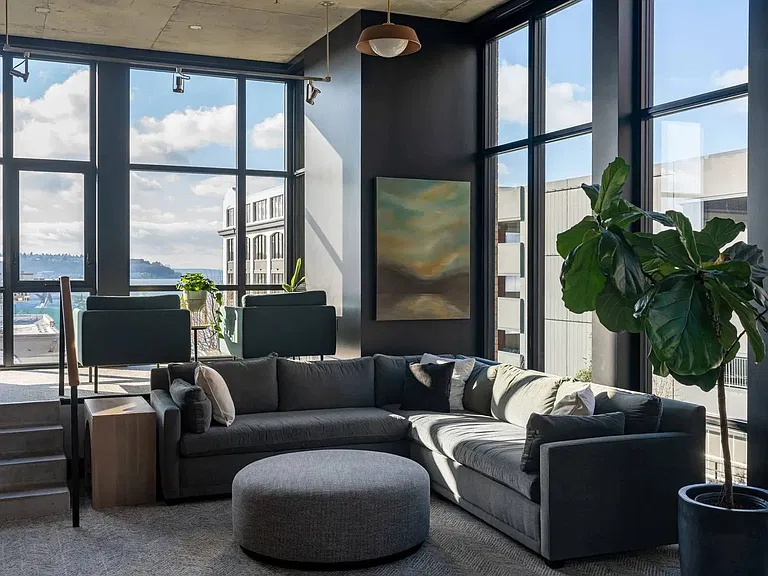 Walton Lofts — Photo 24