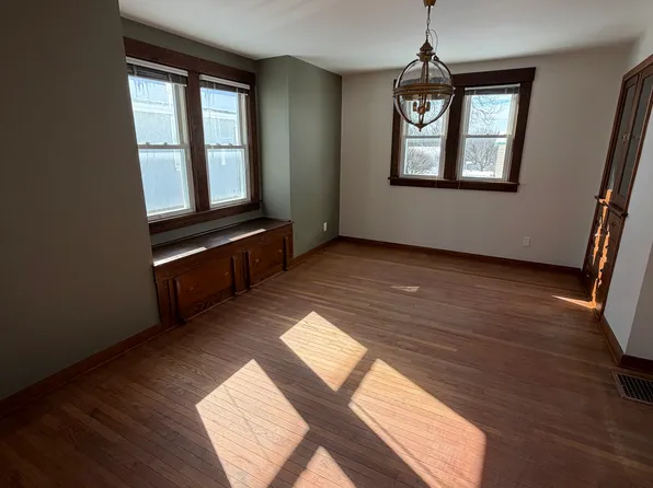 609 Darlington Rd, Beaver Falls, PA 15010