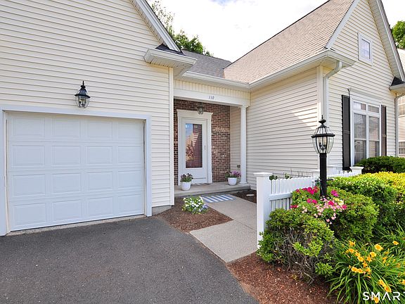 2nd image of 110 Turnberry Lane #110