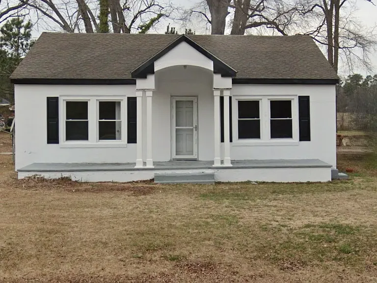 12140 E State Highway 97 — Photo 1