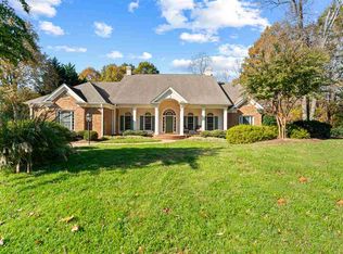 3290 Melrose Ln, Keswick, VA 22947