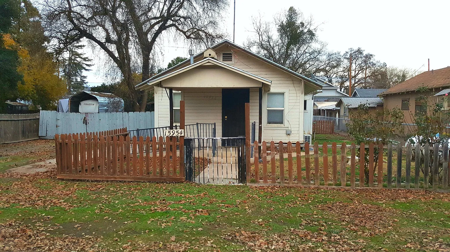 15954 4th St photo 1
