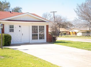 1801 Glenwick Ln #1, Irving, TX 75060
