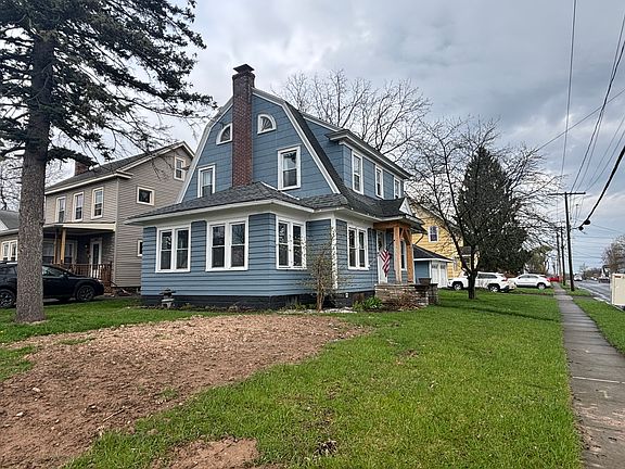 2nd image of 4723 James St