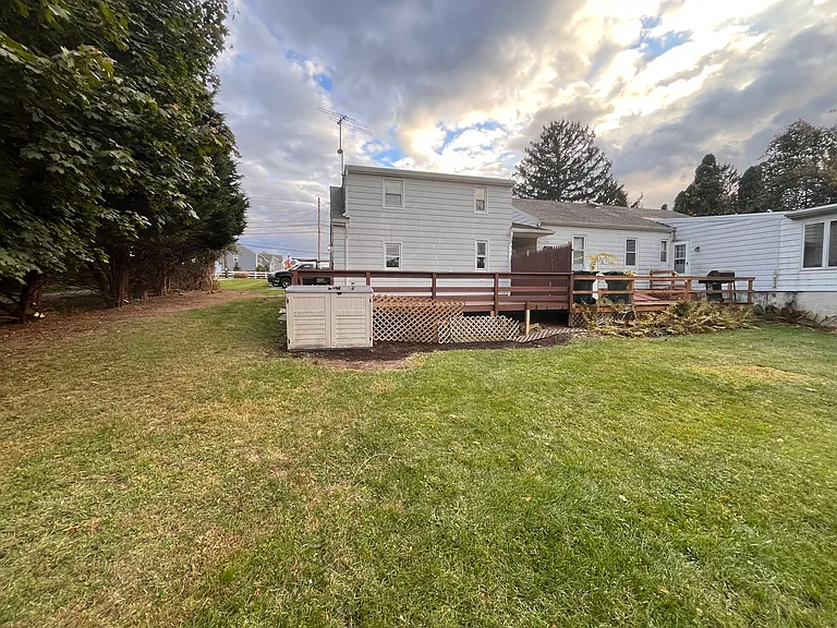 2055 W Chester Rd #B — Photo 10