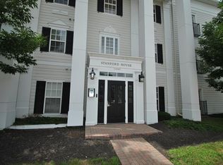 12880 University Cres APT 2A, Carmel, IN 46032