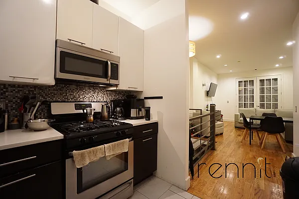 Rented by Rennit Inc. | media 11