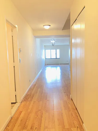 80 Bay Street Lndg Photo 1