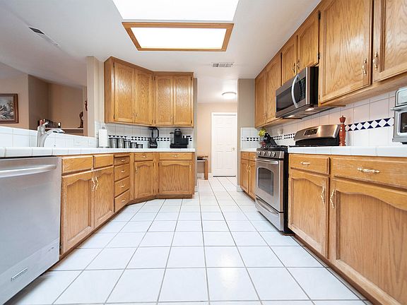 5th image of 3901 E Acequia Ave