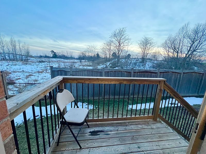 Oakville Townhouse for rent - 4 Bedrooms — photo 5