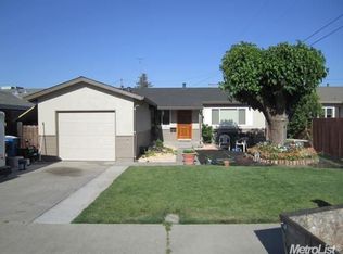 472 Ore St, Manteca, CA 95336