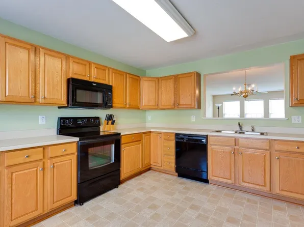 13419 Ridgemoor Ln, Midlothian, VA 23114